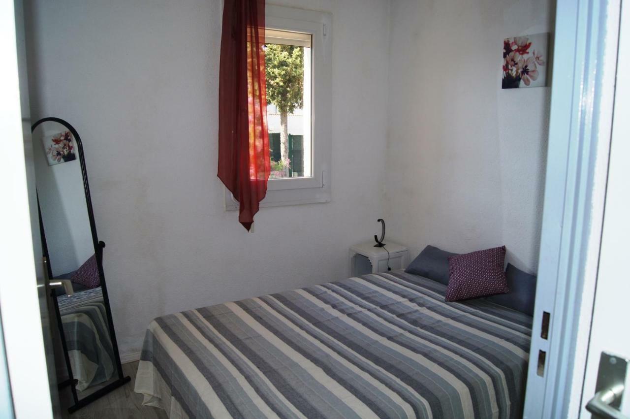 Lara 2 - T2 Balcon Piscine Lit Double & Clic-Clac Parking Pres Du Centre-Port Et Ile Loisirs Агд Екстер'єр фото